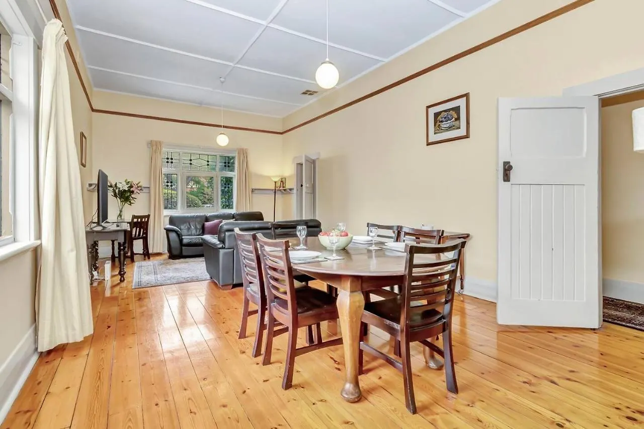 'The Nook' Peaceful Toorak Gardens Retro Cottage Adelaïde Hébergement de vacances